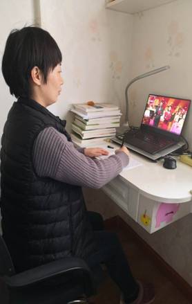 王芳.jpg